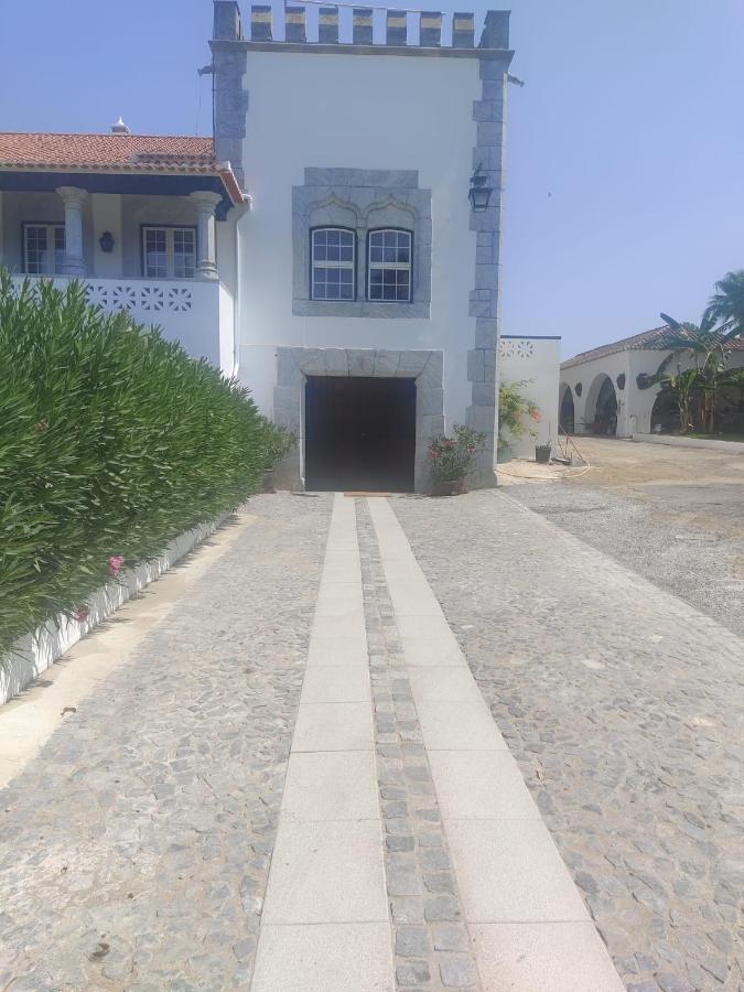 Gasthaus Casa Do Infante Ferreira Do Alentejo Exterior foto